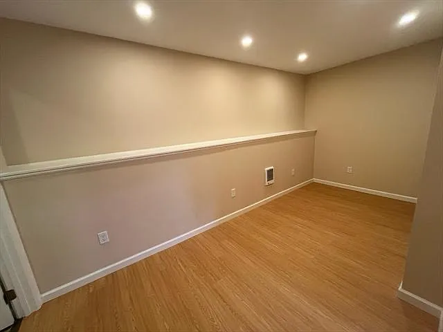 576 Massapoag Ave — Photo 3
