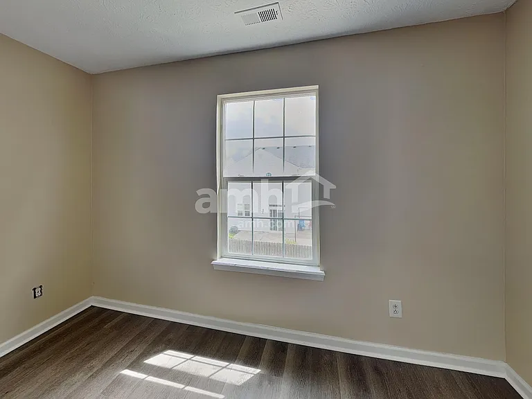 10477 Secretariat Dr — Photo 22