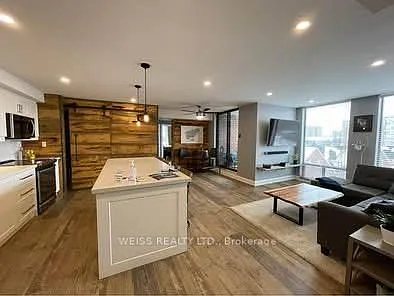 3 bed, $2,950 — Photo 1