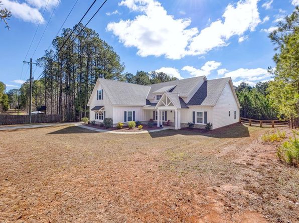 67 Terry Ln