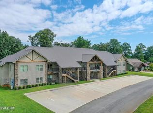235 Bishops Cap Cir #206, Townsend, TN 37882