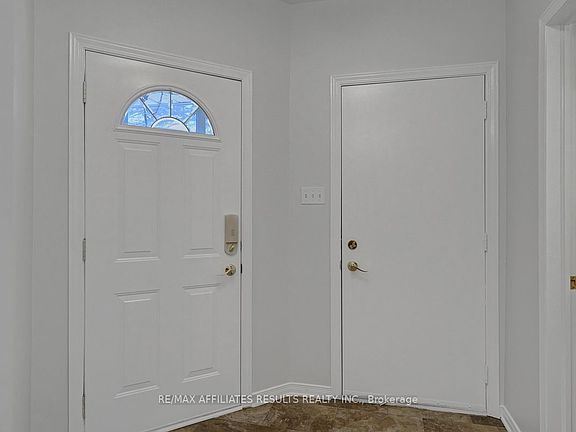 4th image of 93 Mountshannon Dr