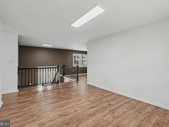 4th image of 5529 Neddleton Ave