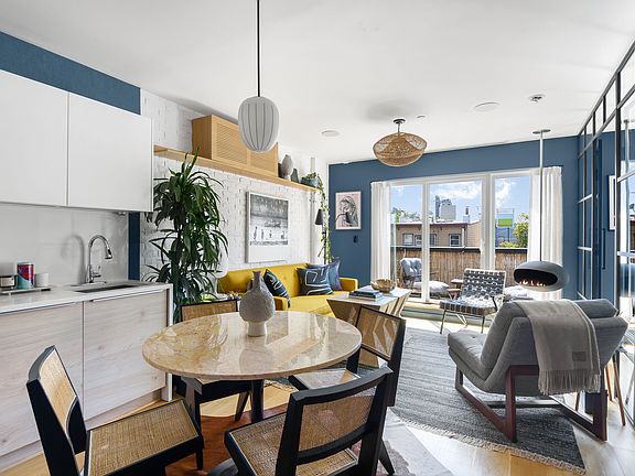 2nd image of 172 India St #4B