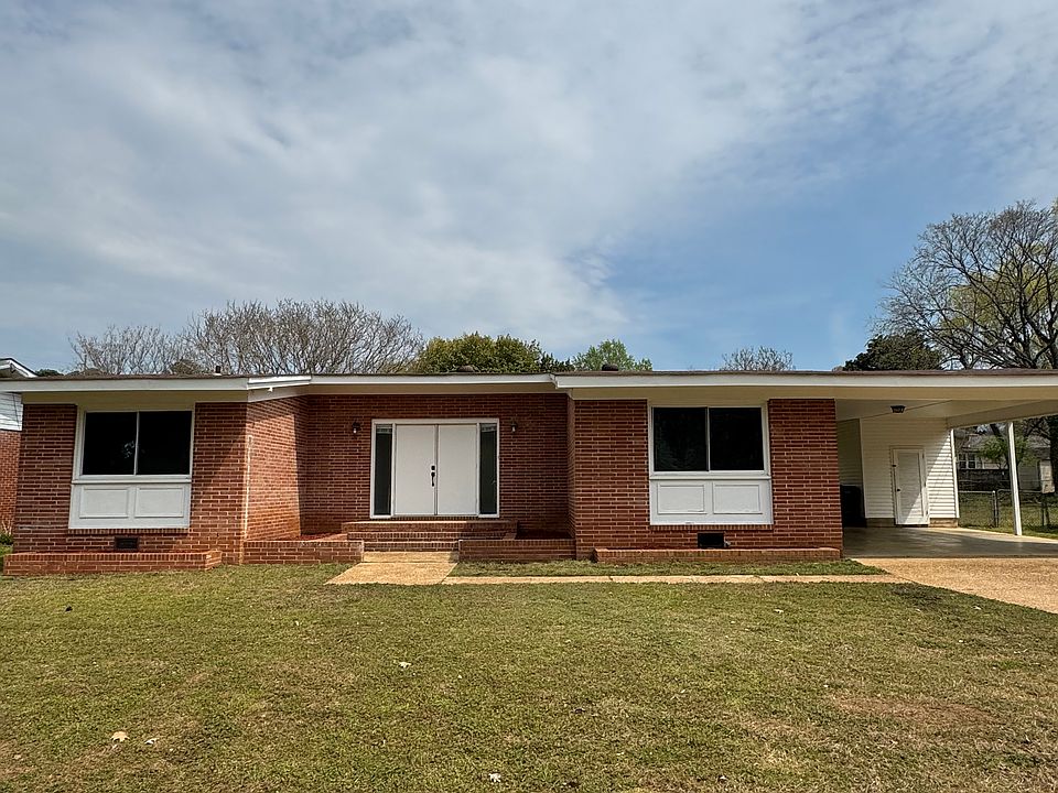 1st image of 10005 Hogan Dr SE