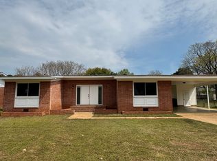 10005 Hogan Dr SE, Huntsville, AL 35803