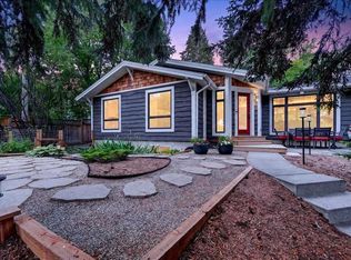 9011 NE 33rd Ave NW, Calgary, AB T3B 1M2