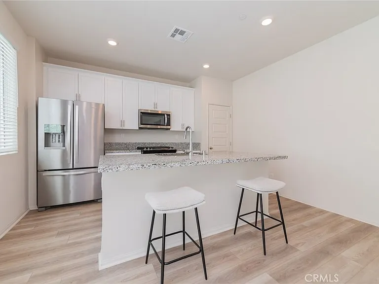 40277 Birchfield Dr — Photo 10