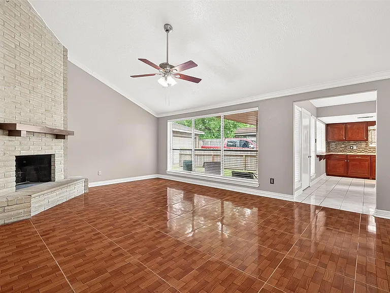 7403 Shady Vale Ln — Photo 14