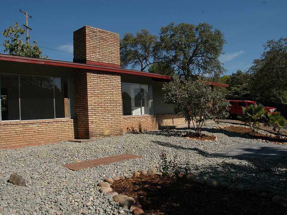 2nd image of 23 Linda Loma Dr