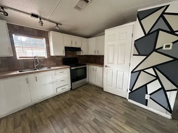 3801 Saint Johns Ave #5, Palatka, FL 32177