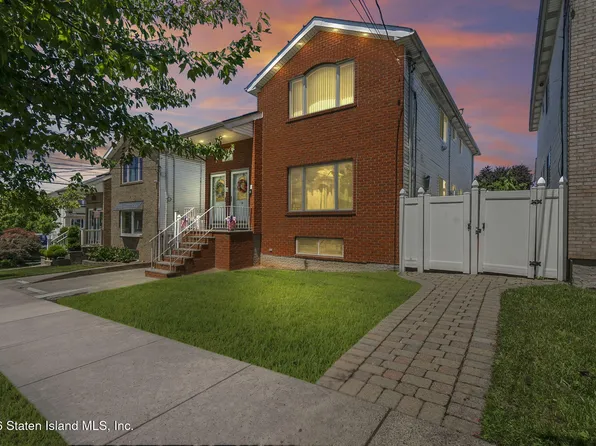 9 Knesel St, Staten Island, NY 10309