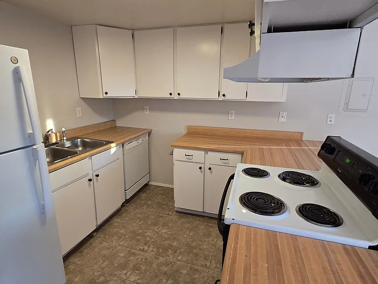 306 N Pennsylvania Ave #2 — Photo 1