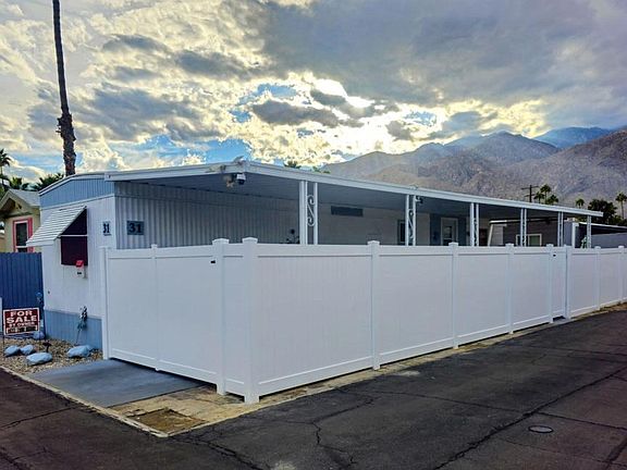 2nd image of 31 Black Hawk St