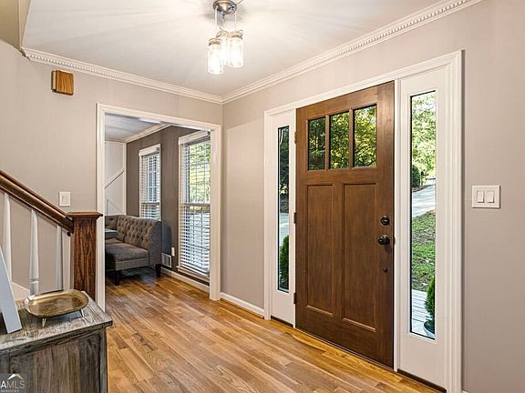 5th image of 345 Chaffin Ridge Ct