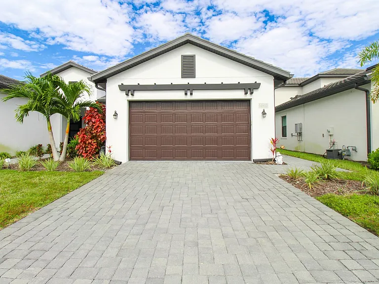 14803 Loggerhead Dr — Photo 50