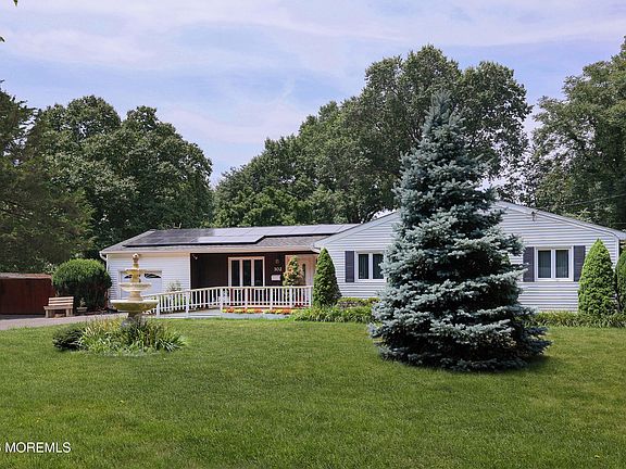 3rd image of 102 Stratford Road