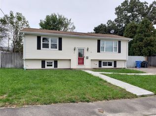 45 Zenith Dr, Cranston, RI 02920