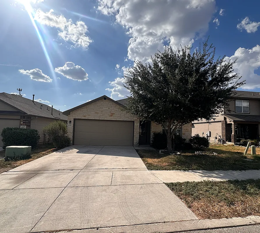 4 bed, 2.0 bath, 1702 sqft, $1,895 — Photo 1