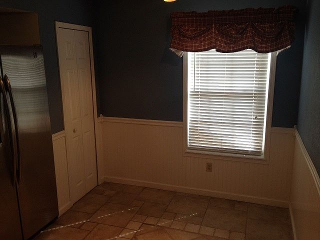 1st image of 221 Aquarius Cir N