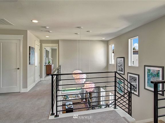 2nd image of 10328 NE 134th Avenue NE