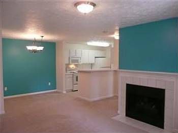 3rd image of 14800 Lenox Dr #200