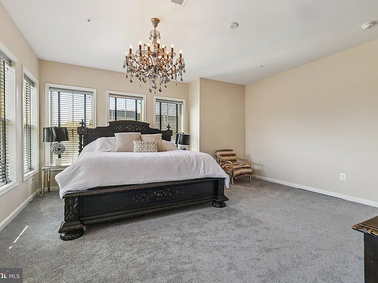 615 River Mist Dr — Photo 28