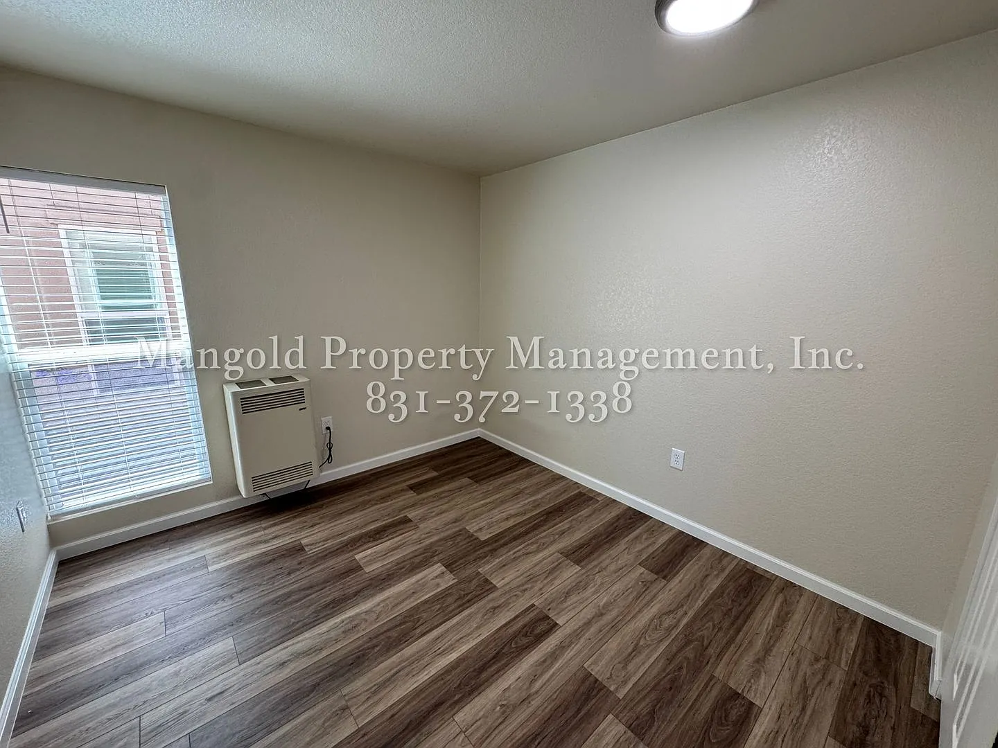 Sunset Park Apartments — Photo 4