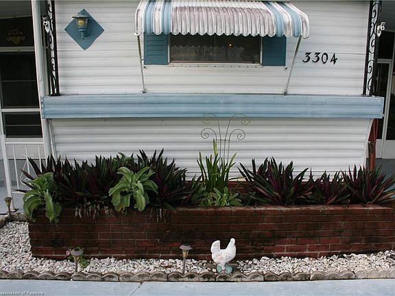 3rd image of 3304 Maine Ave