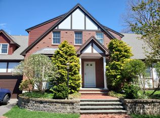 39C Oak St #39C, Wellesley, MA 02482