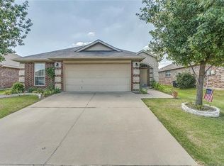 11525 Maddie Ave, Fort Worth, TX 76244