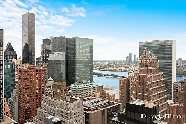 Rented by Douglas Elliman | media 18