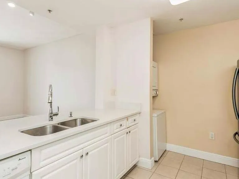 1200 Town Center Dr #305 — Photo 18