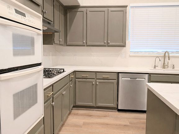 3rd image of 2031 Kirkwood Ct