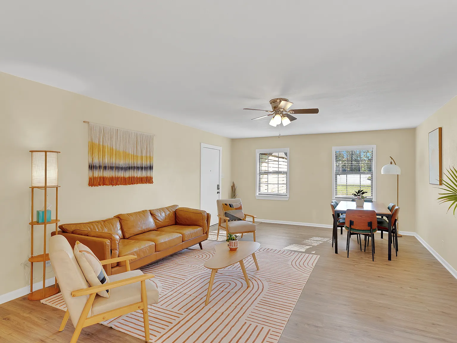 3 bed, 1445 sqft, $3,000 — Photo 3