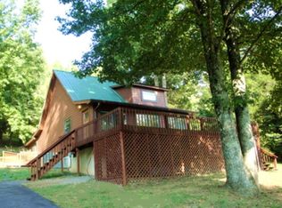 3787 Roaring River Rd, Hilham, TN 38568