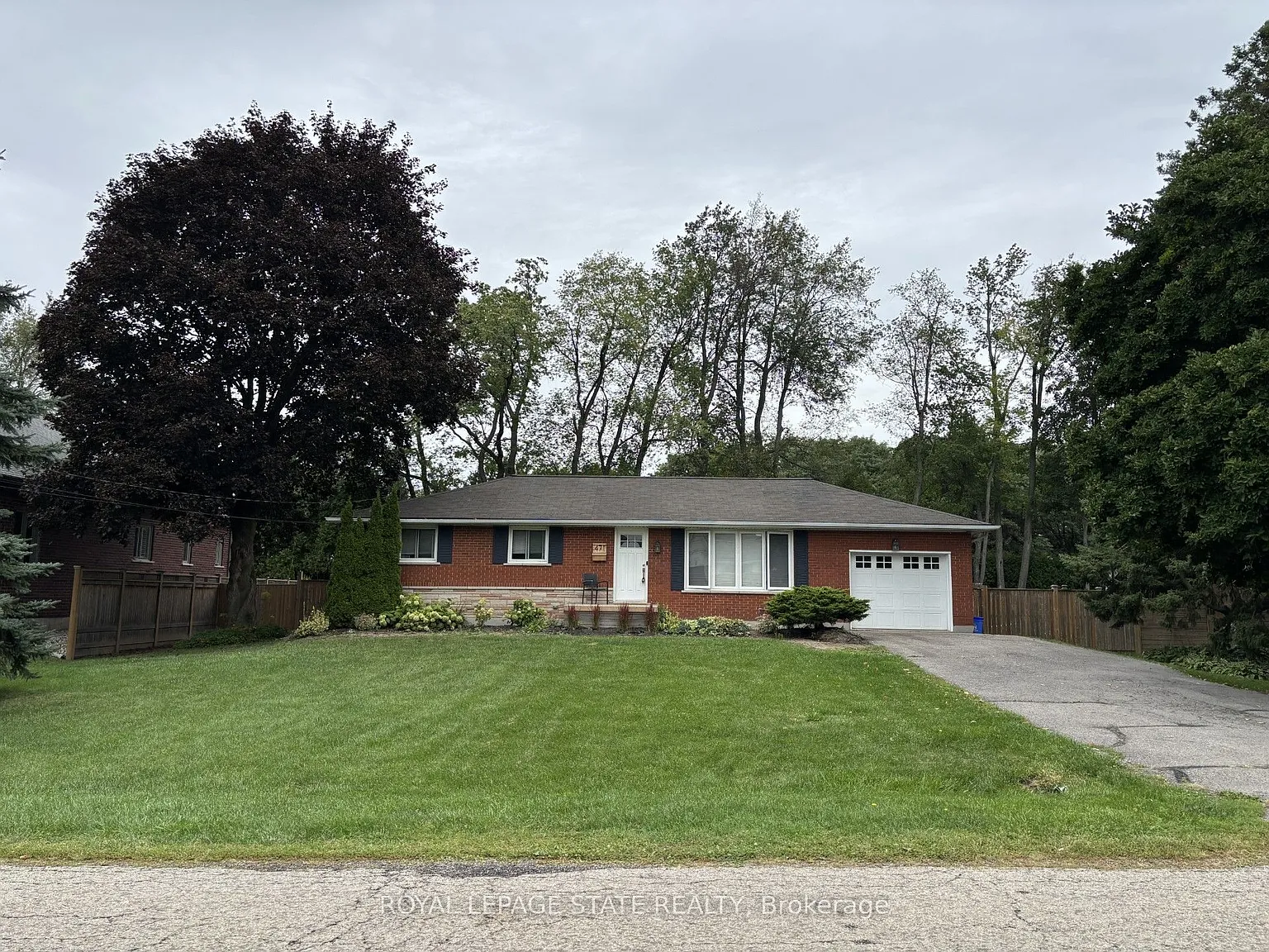 4 bed, $3,460 — Photo 1