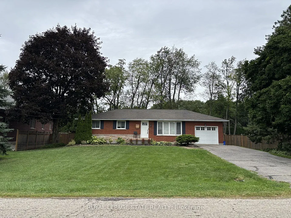 471 Gray Court Dr