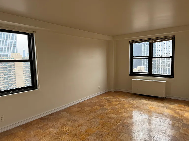 225 Saint Pauls Ave #17L — Photo 14
