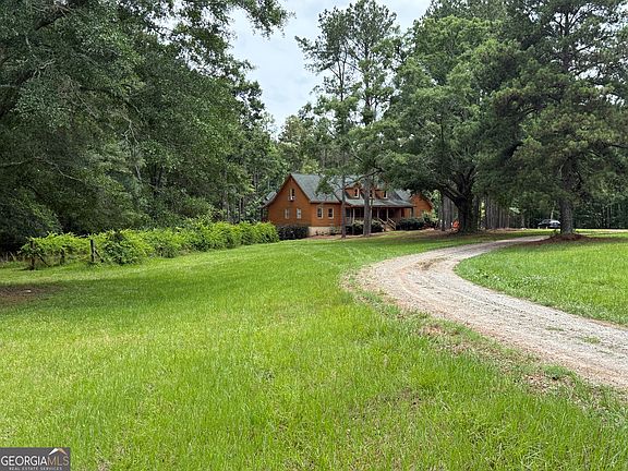 5th image of 725 Musgrove Rd