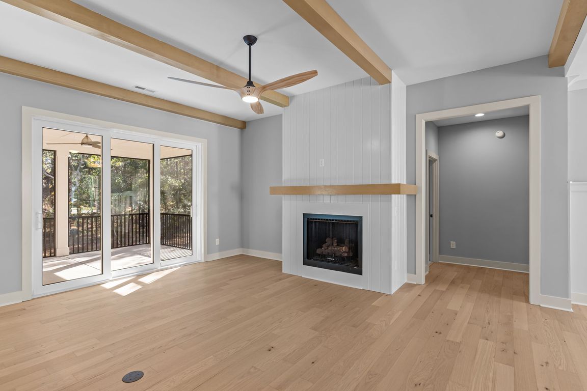 next background image