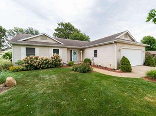 58430 Pam Dr, South Bend, IN 46619