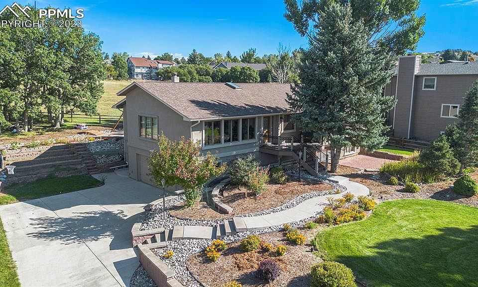 1st image of 260 Pauma Valley Dr
