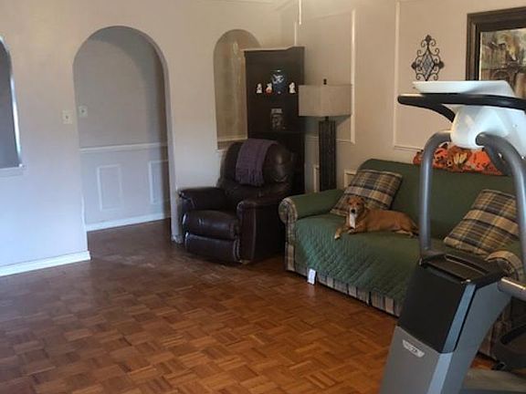 2nd image of 84 Druscilla Cir