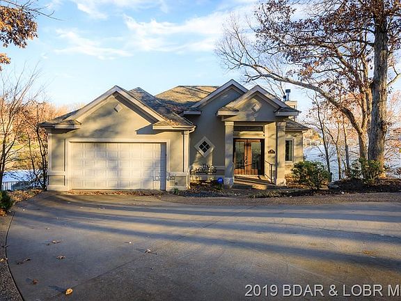 2nd image of 20 Greystone Ct
