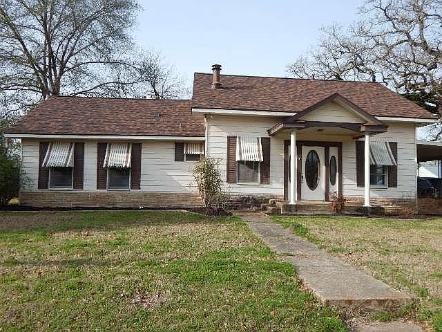 2nd image of 521 Brosig Ave