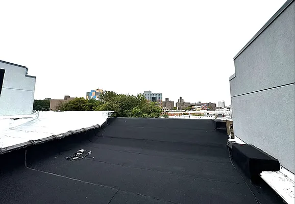 Rented by Pear NYC LLC | media 14