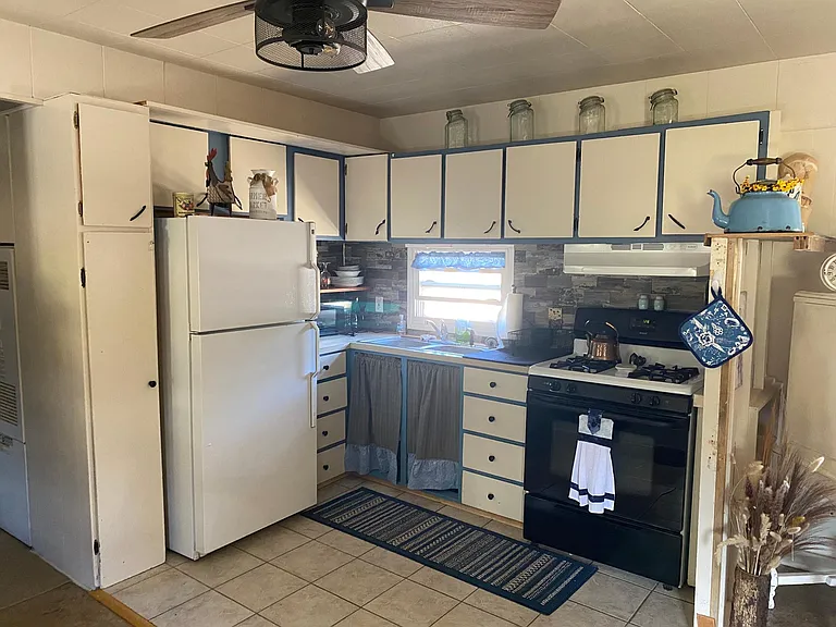 50 Post Cir — Photo 7