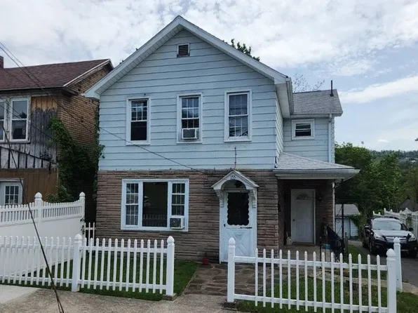 155 Wood St, Westernport, MD 21562