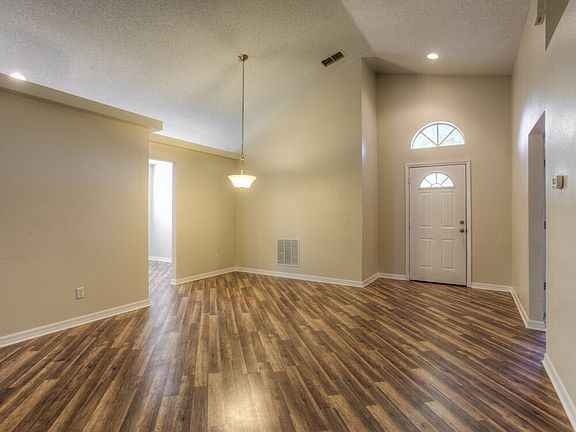 5th image of 2037 Fish Eagle St